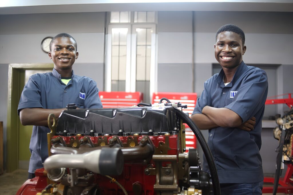 2025-08-18-00-51-40-435